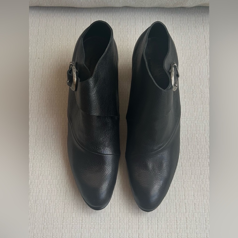cydwoq Voyager Sleek Black Ankle Boots, size 11 - Picture 5 of 11